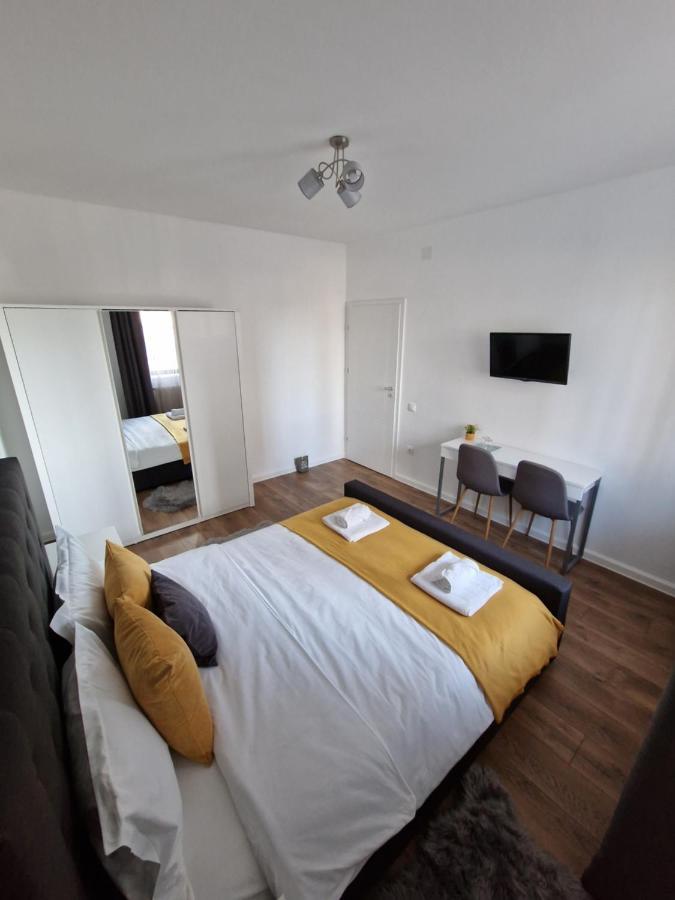 Vic Apartament Drobeta Turnu Severin Exterior photo